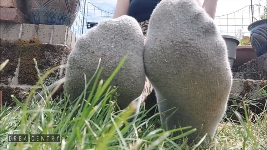 Grey Sock Toe Flexing