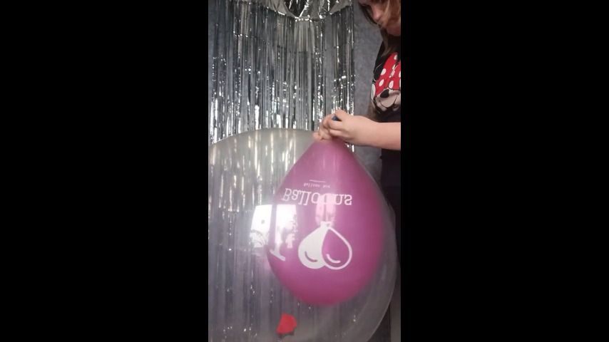 B2p balloons in big balloon