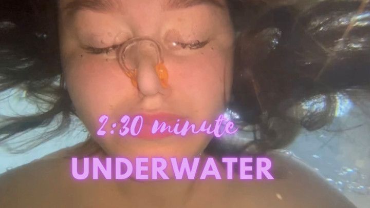 2:30 minute face underwater