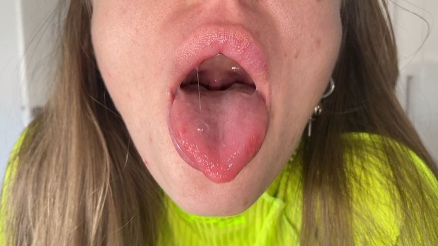 My wet lips and tongue 2