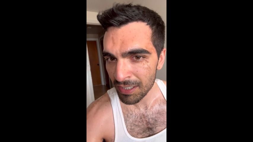 Hairy Twink Gets Sweaty And Shows Off During Workout