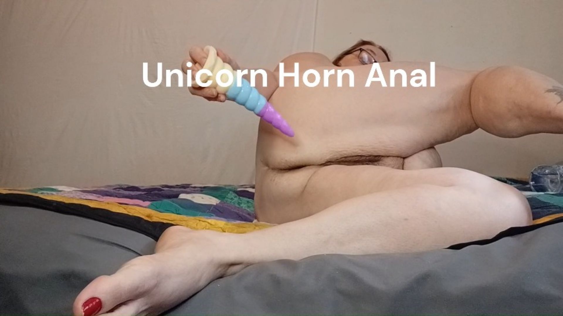 BBW Renay gets Unicorn Horn Anal