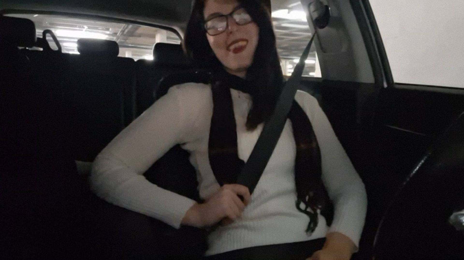 Sexy Secretary Masturbates In Car Wearing Seatbelt