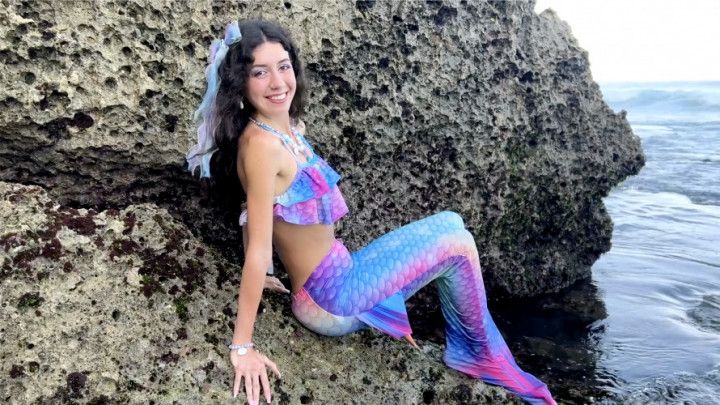 Sex with Beautiful Mermaid on Public Beach - Magic Porn Stor