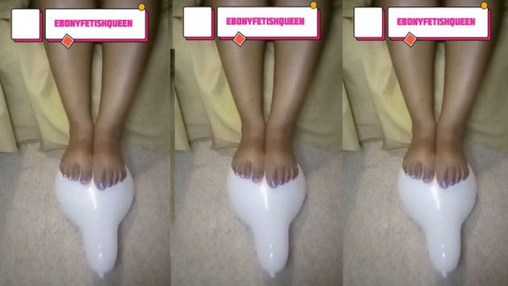 Giantess sph ballbusting footfetish femdom