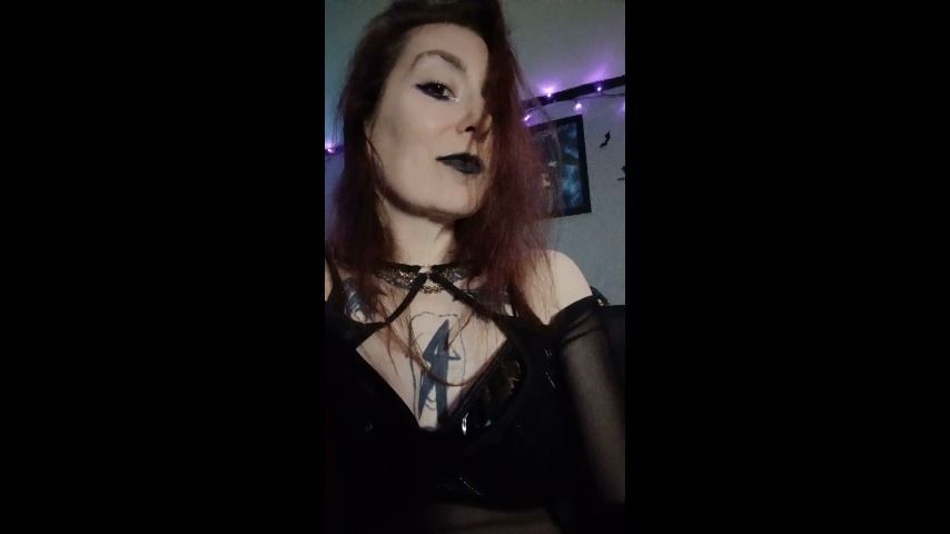 Femdom/findom Goddess worship and denial