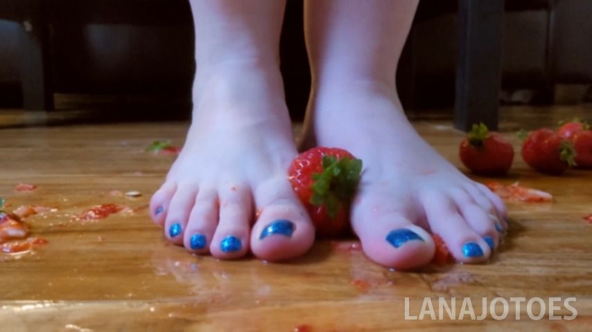 Barefoot Strawberry Crush