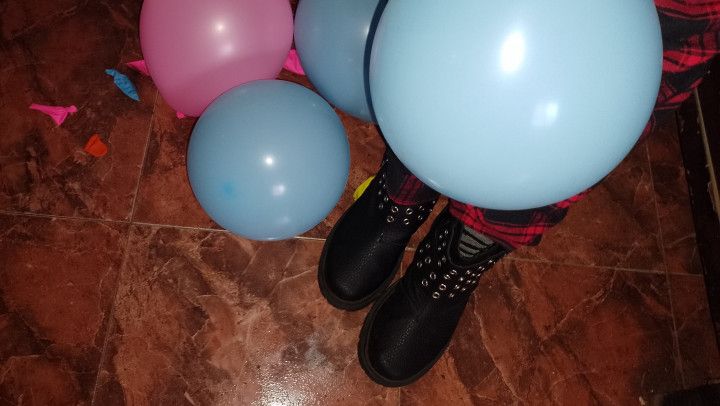 boot fetish crushing balloons