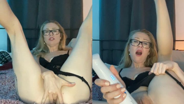 Solo hitachi masturbation squirting