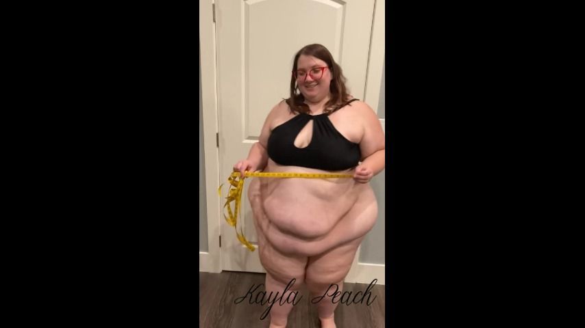 SSBBW Measures Her Body