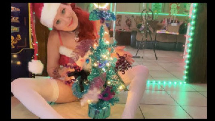 Redhead Mommy Decorates the Tree &amp; Flashes Pussy