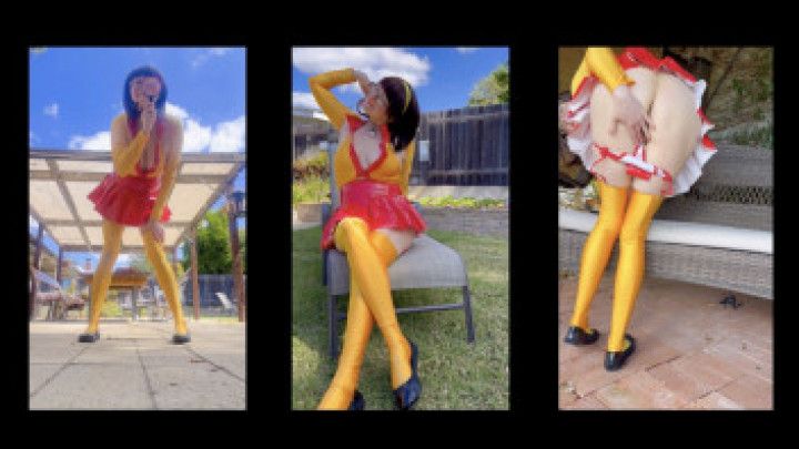 Latex Velma shows off Outside with squirt ending