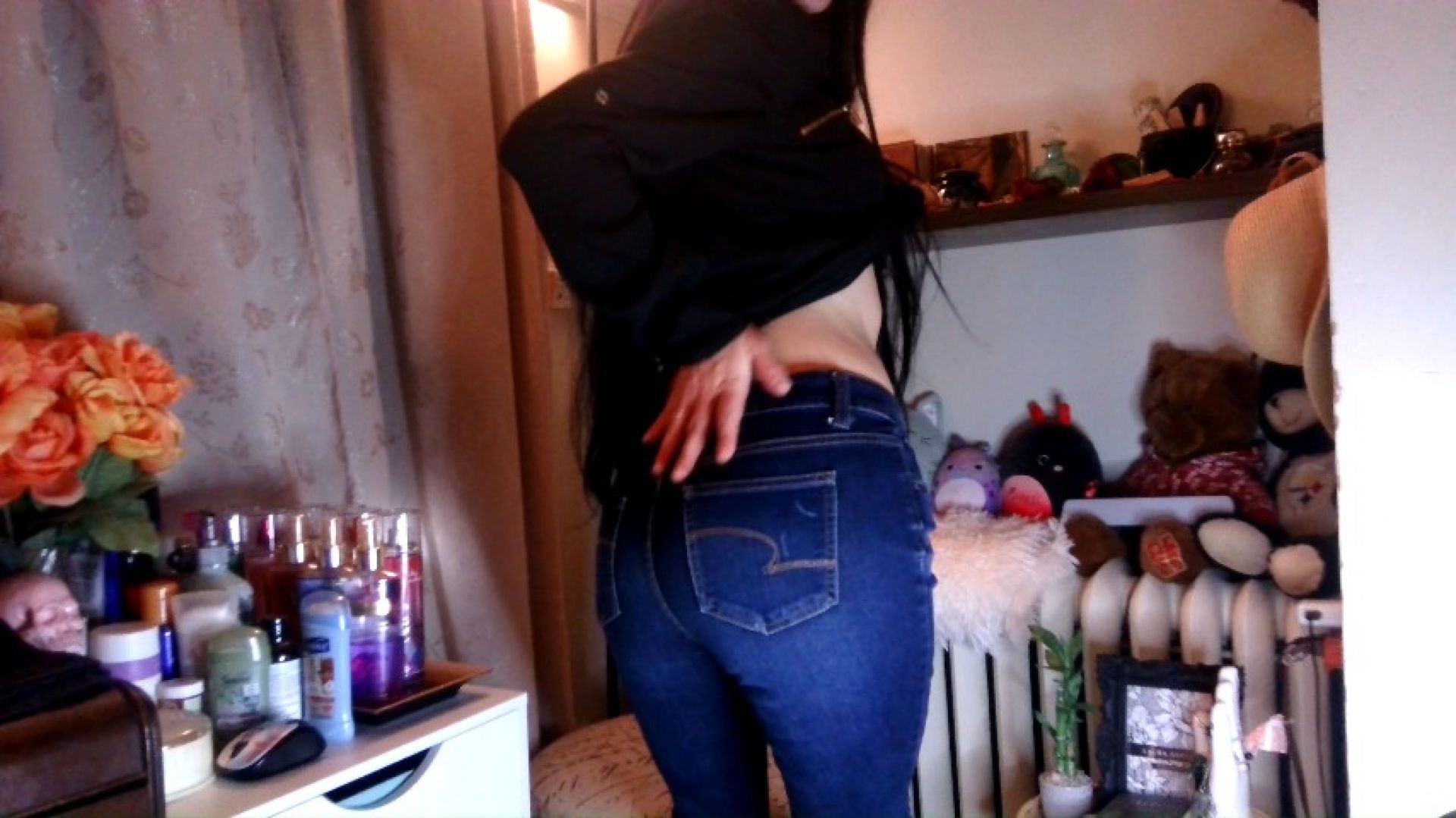 My ass looks good in jeans