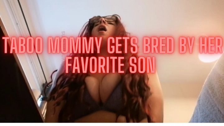 Taboo Mommy rides her son to breed