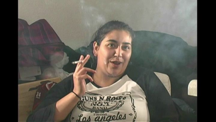 Samantha Chubby BBW Non-Nude SFW Smoking Clip 1