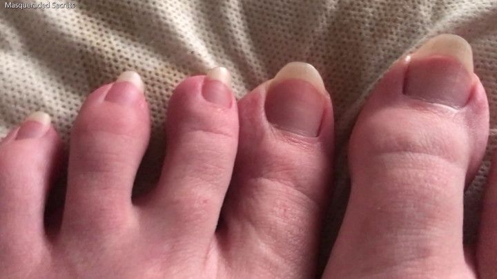 Extra Long Toenail POV Show-off HD