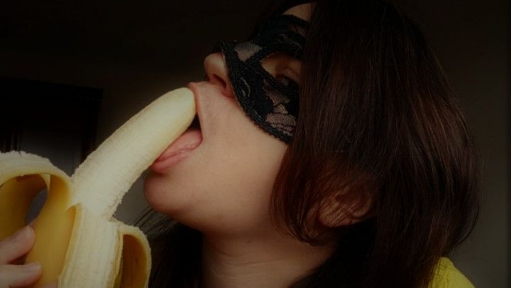 Sucking banana