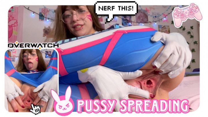 DVA PUSSY SPREADING