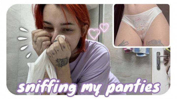 SNIFFING DIRTY PANTIES WHILE NOBODY SEES