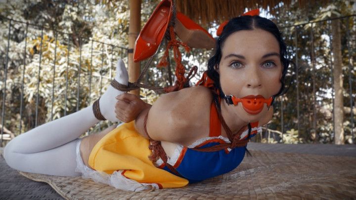 PERVERT SNOW WHITE | PUSSY PLAY