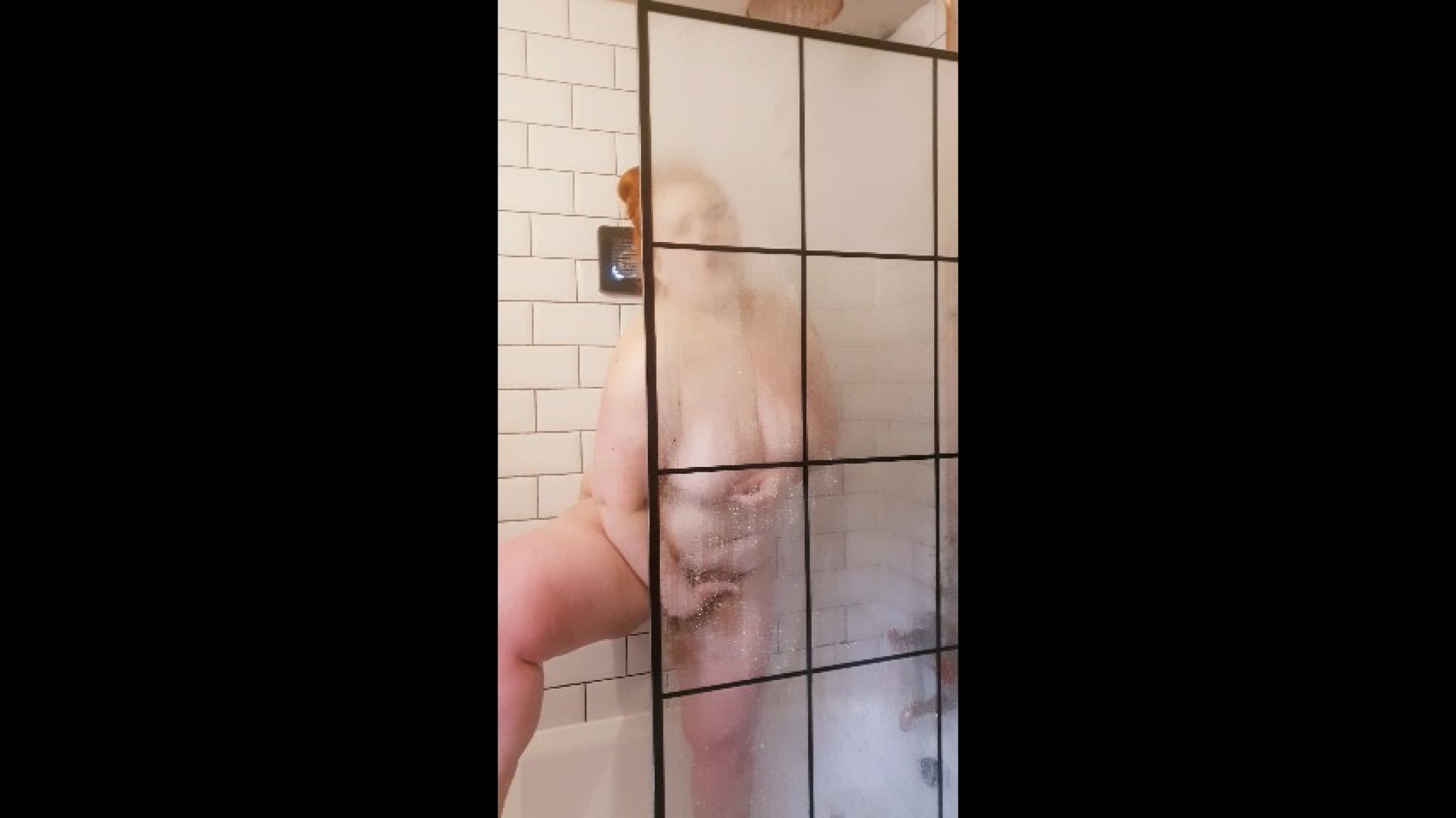 Chubby Soft BBW Steamy Shower, Leg Shaving and Fingering