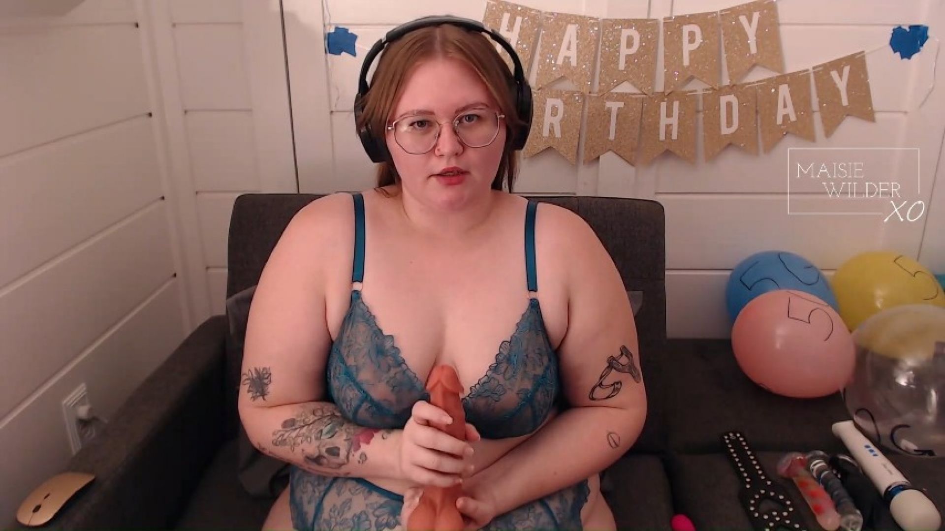 BBW Goddess Gives Encouraged Bi CEI