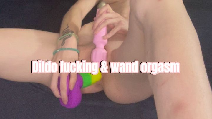 Dildo fucking &amp; wand orgasm