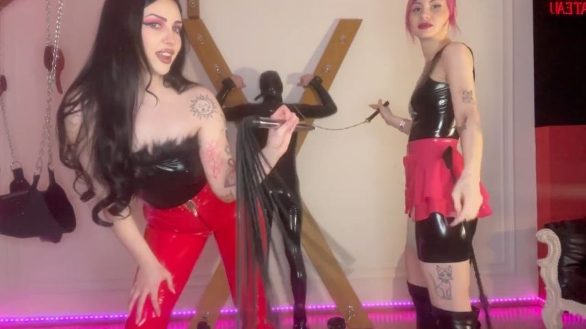 Whipping session with Mistress Glamorous