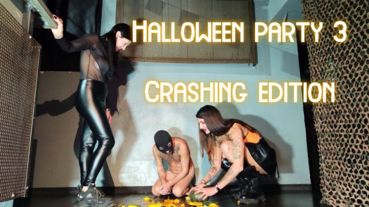 Halloween party 3 Crashing edition