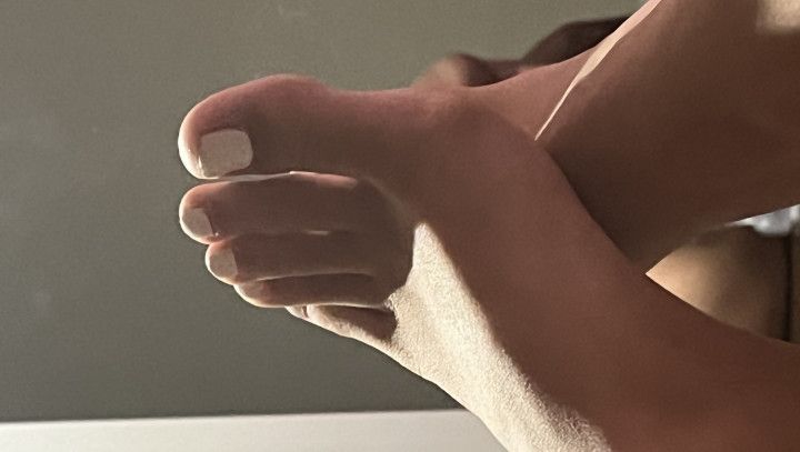 Feet Lovers galore