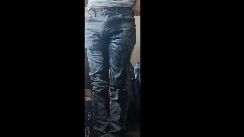 Long Hot Piss in Grey Jeans