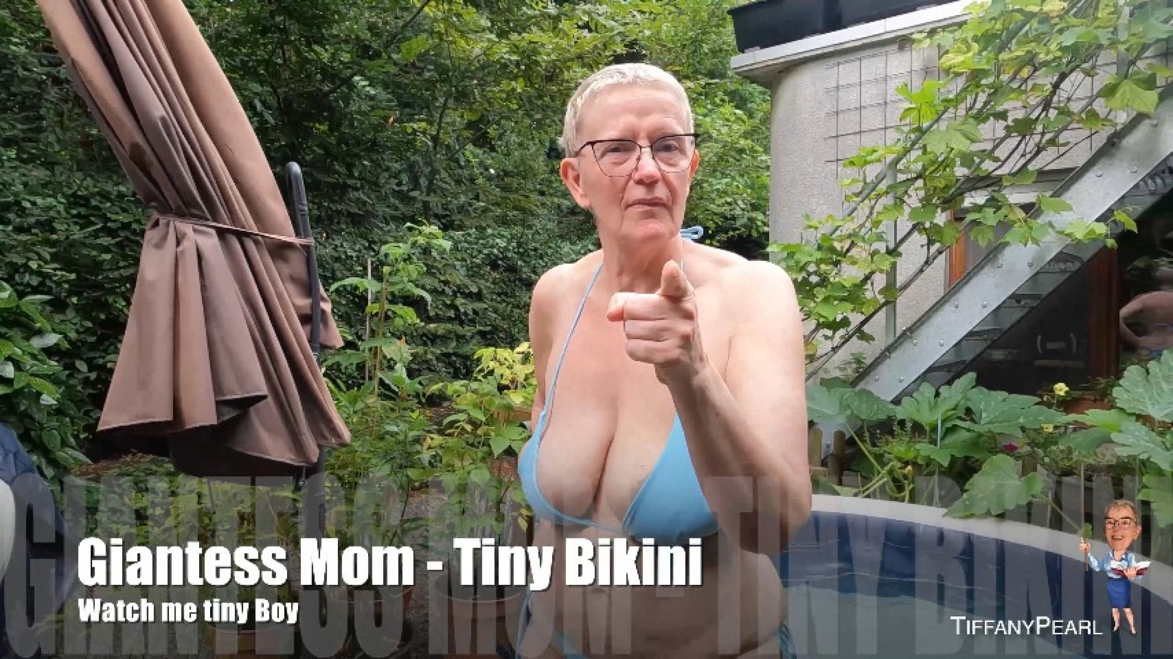 Giantess Mom - Tiny Bikini