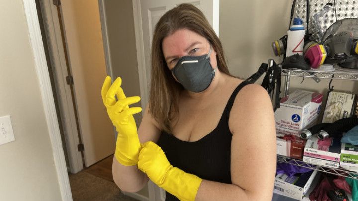 BLEACH FUMES: Cleaning with a Respirator Mask &amp; Gloves