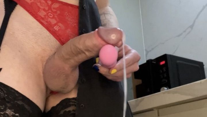 Intense cum using my pink vibrator