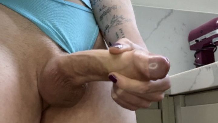 Watch me cum for you