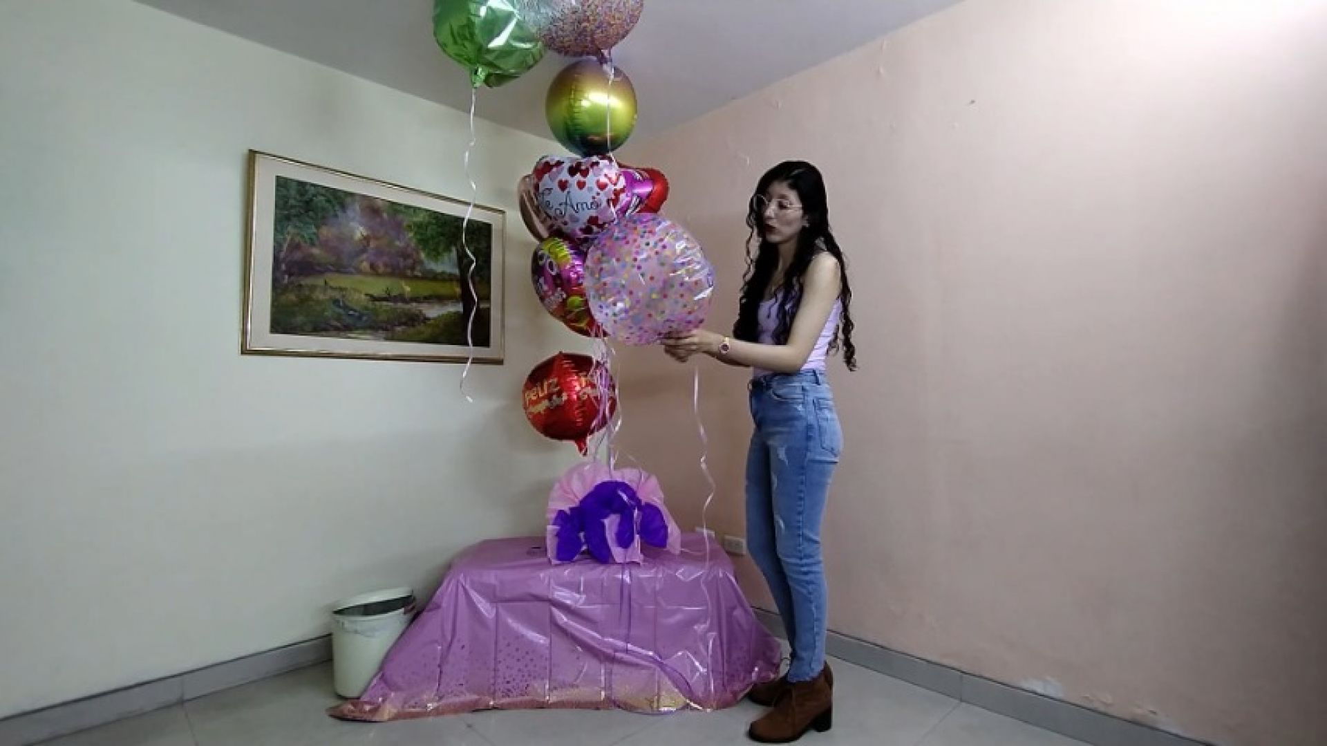 JOI MOMMY DEFLATING CUTE HELIUM BALLOONS FOR HER PRINCESS'S