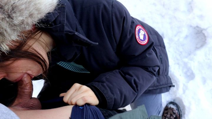 Risky public deepthroat in beautiful winter landscape