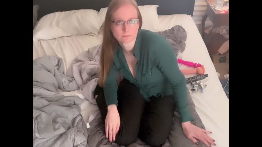 Solo sex after a long work day-full video on page