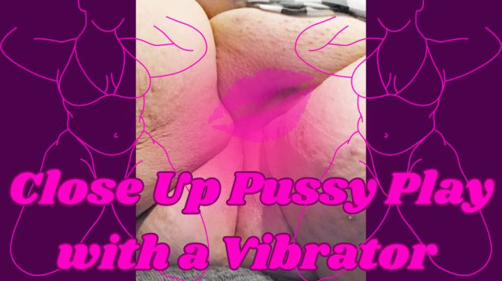 SSBBW Rachel Plays with Her Pussy with a Vibrator