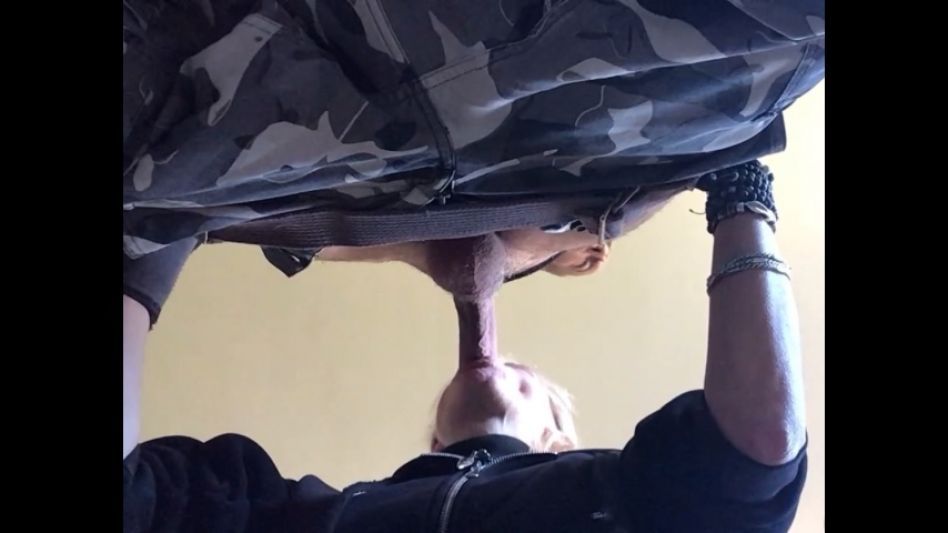 BLOWJOB AND CUM IN MOUTH