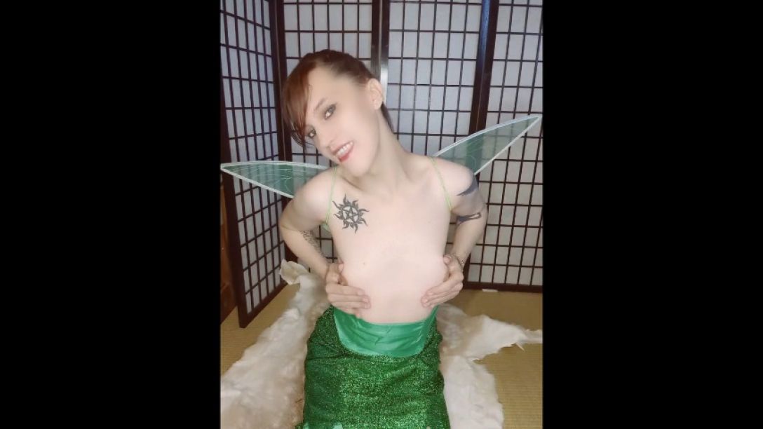 Tgirl tinkerbell buttplug and dildo