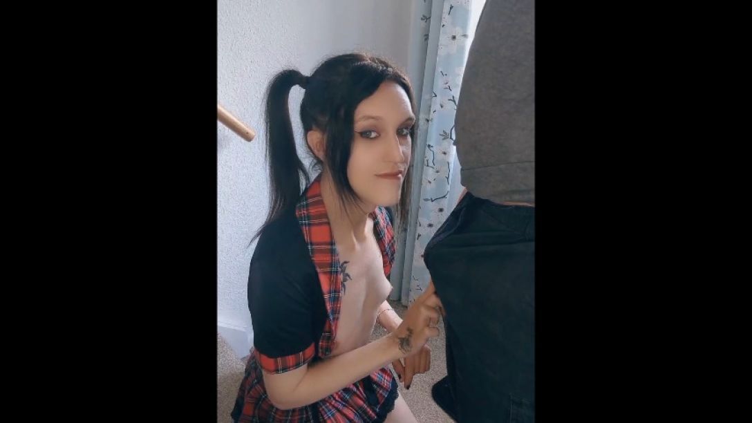 Trans schoolgirl brings her bf home x