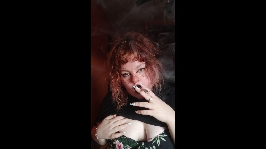 Nicotine addicted goth slut, just enjoying herself