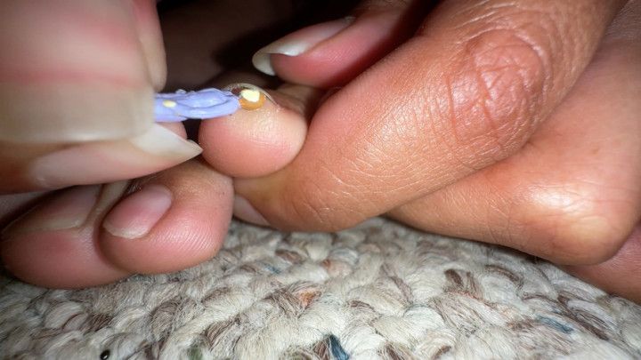 Giantess Cirilla - Cleaning My Dirty Feet with Her Pretty Fa