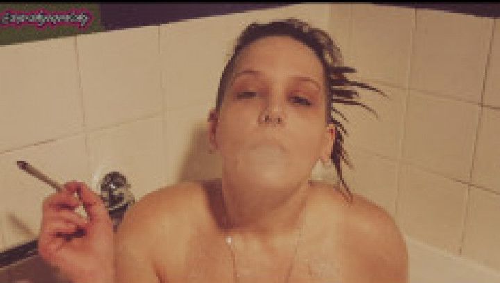 Smokey Tub Time