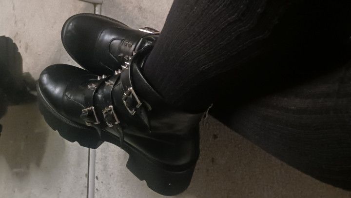 Goth Girl Takes Off Her Boots