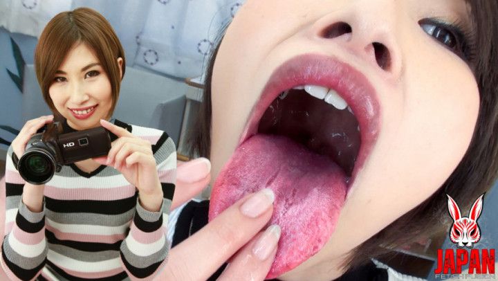 Sultry Selfie: Yua Hidaka's Sensual Mouth Close-Up