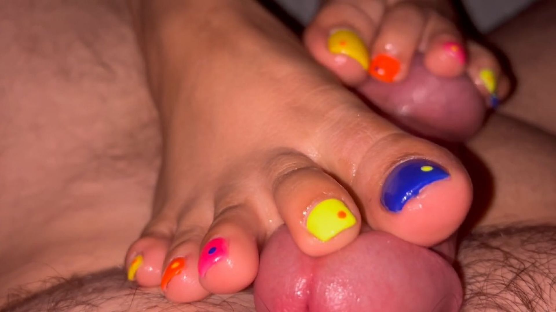 watch my cute neon teen toes give an amazing footjob