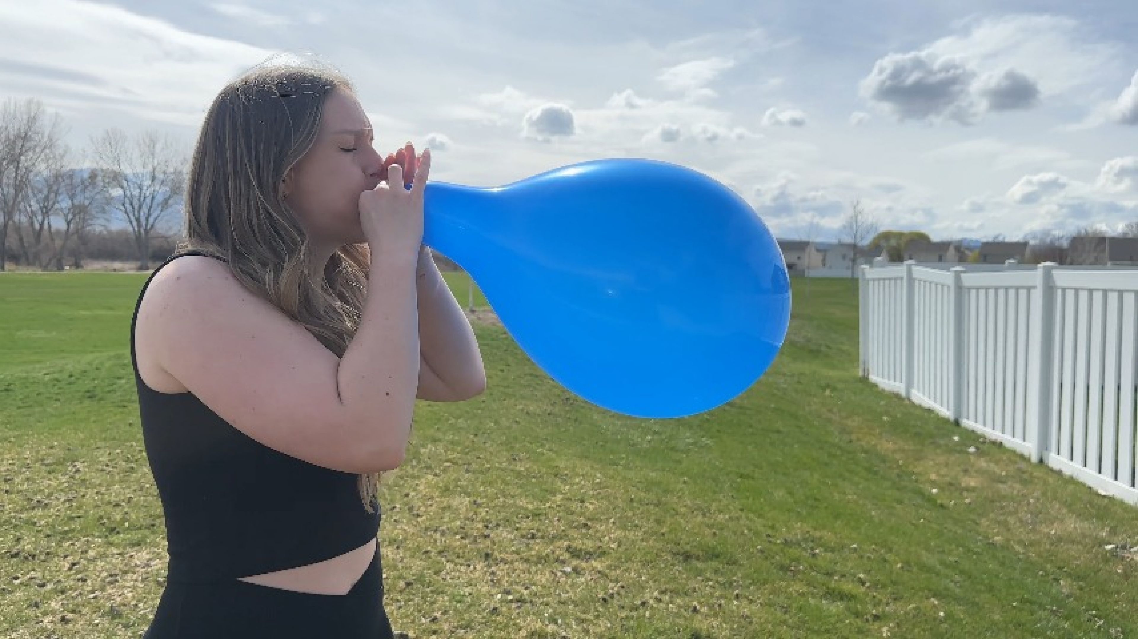 Balloon pop in public