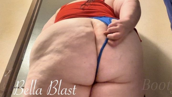 Pungent Farts in a Blue Thong : Up Skirt : BBW Bella Blast